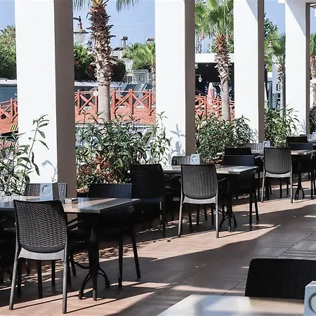酒店 Bieno Club Sunset And 马纳夫加特